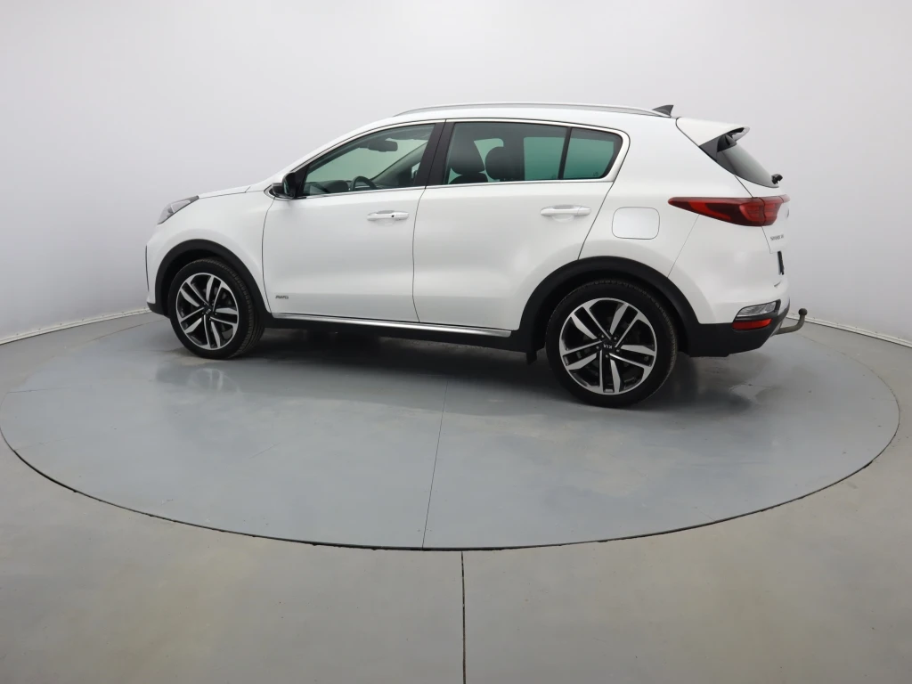 Kia Sportage 2.0 CRDi - AWD - изображение 7