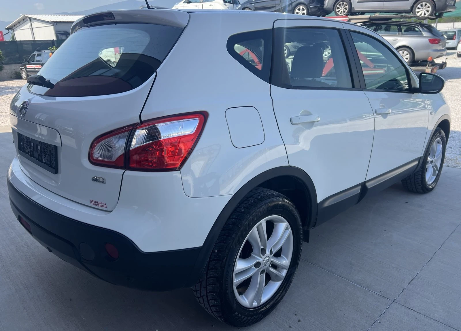 Nissan Qashqai 2.0 dci 4X4 - изображение 5