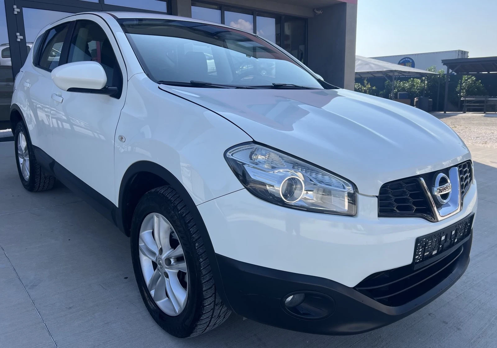 Nissan Qashqai 2.0 dci 4X4 - изображение 3
