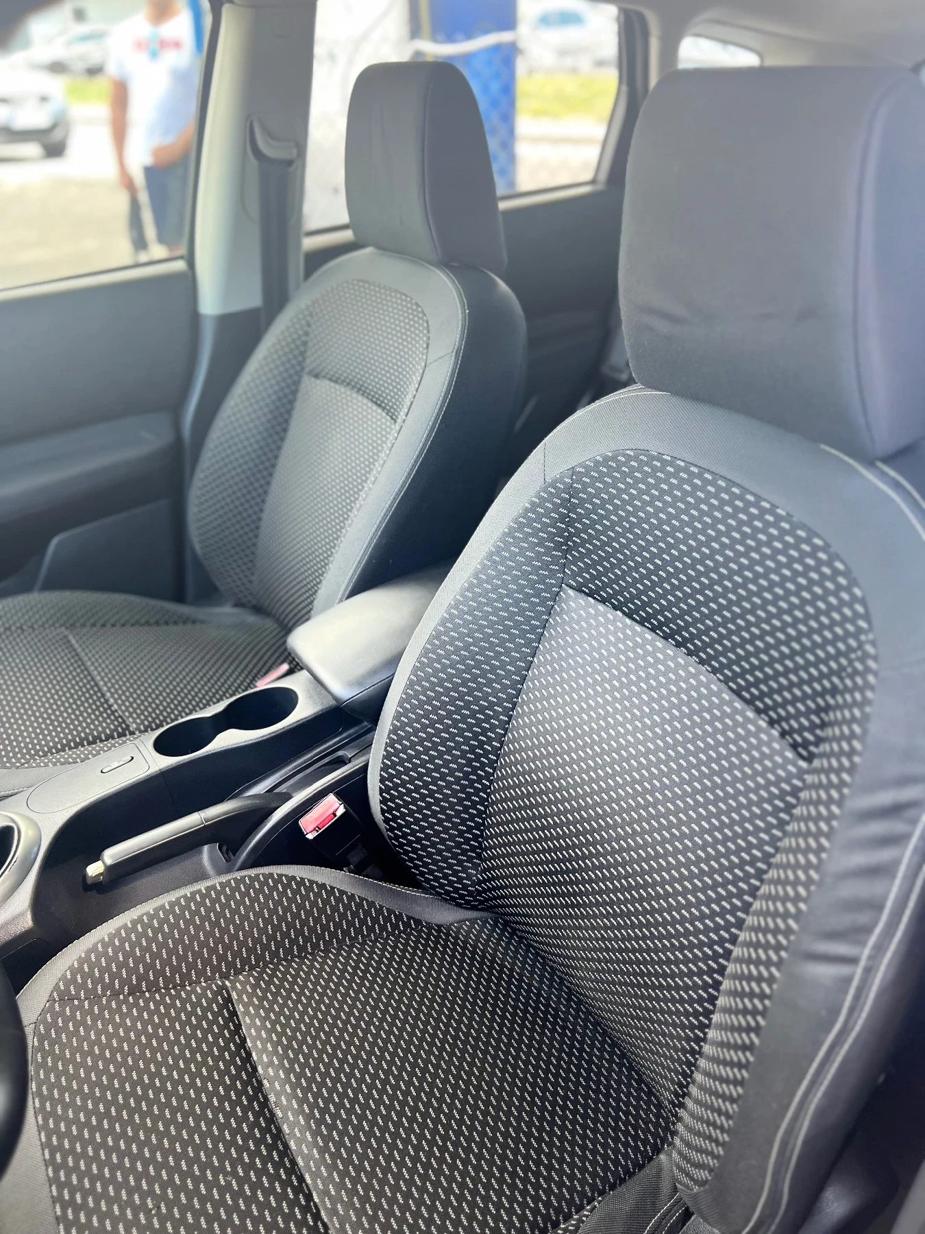 Nissan Qashqai 1.5 - изображение 4