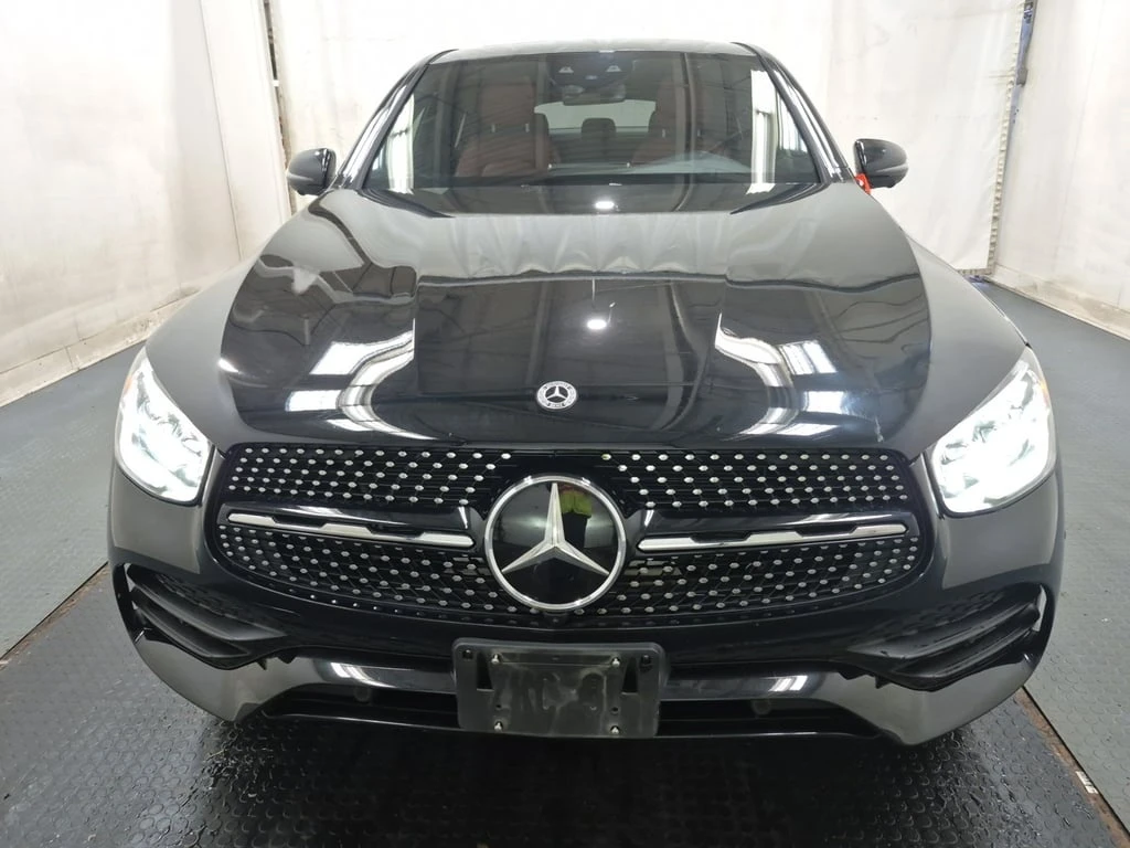 Mercedes-Benz GLC 300 * CARFAX * БЕЗ ПЪРВОНАЧАЛНА ВНОСКА - изображение 2