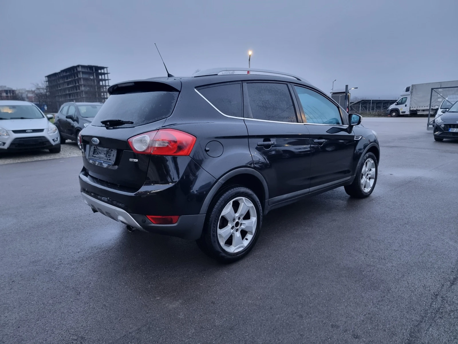 Ford Kuga 2.0TDI 4X4 - изображение 7