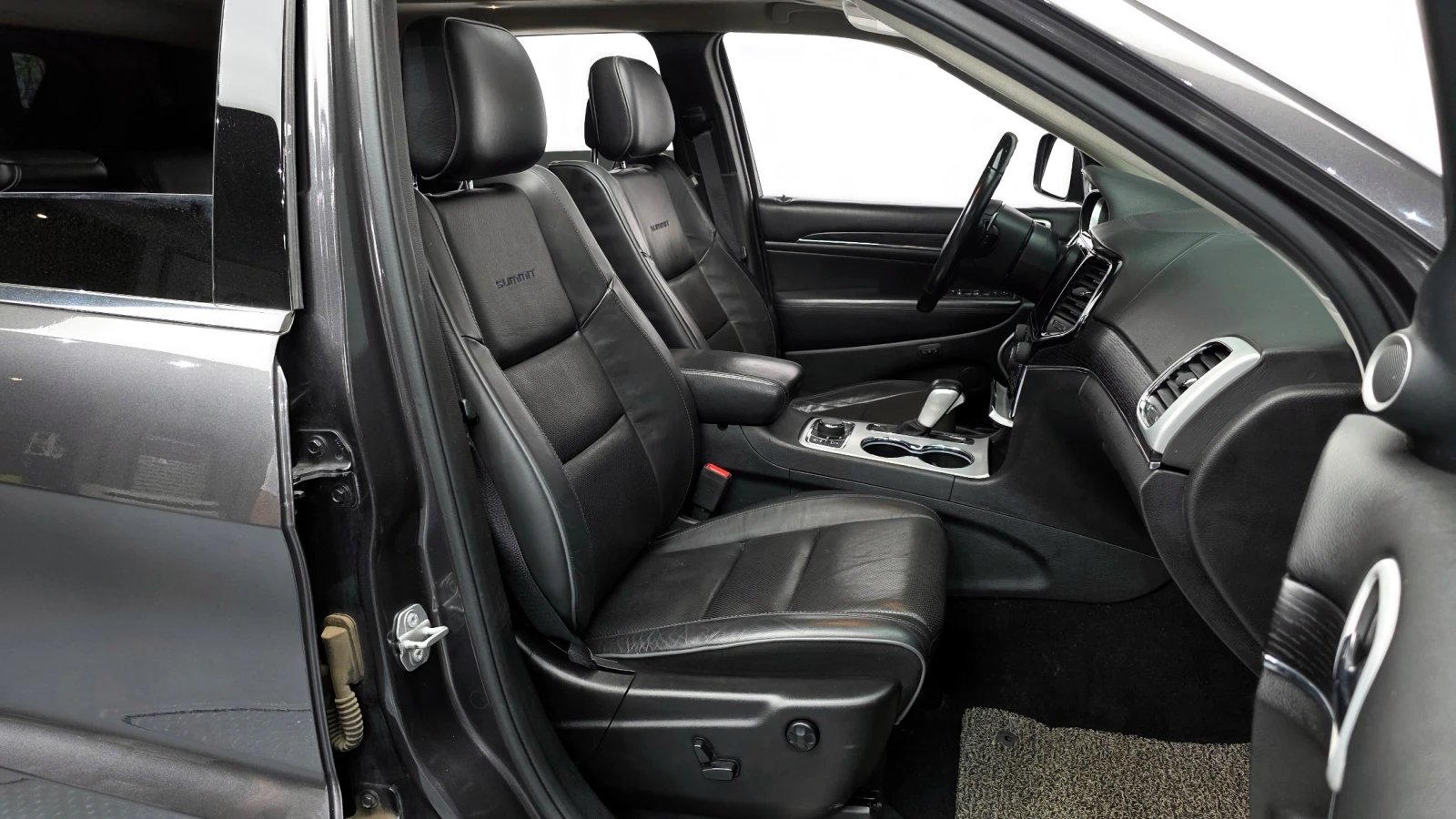 Jeep Grand cherokee 2019* SUMMIT* DISTRONIK* HARMAN* �����* ������ ��� | Mobile.bg � ����������� 15