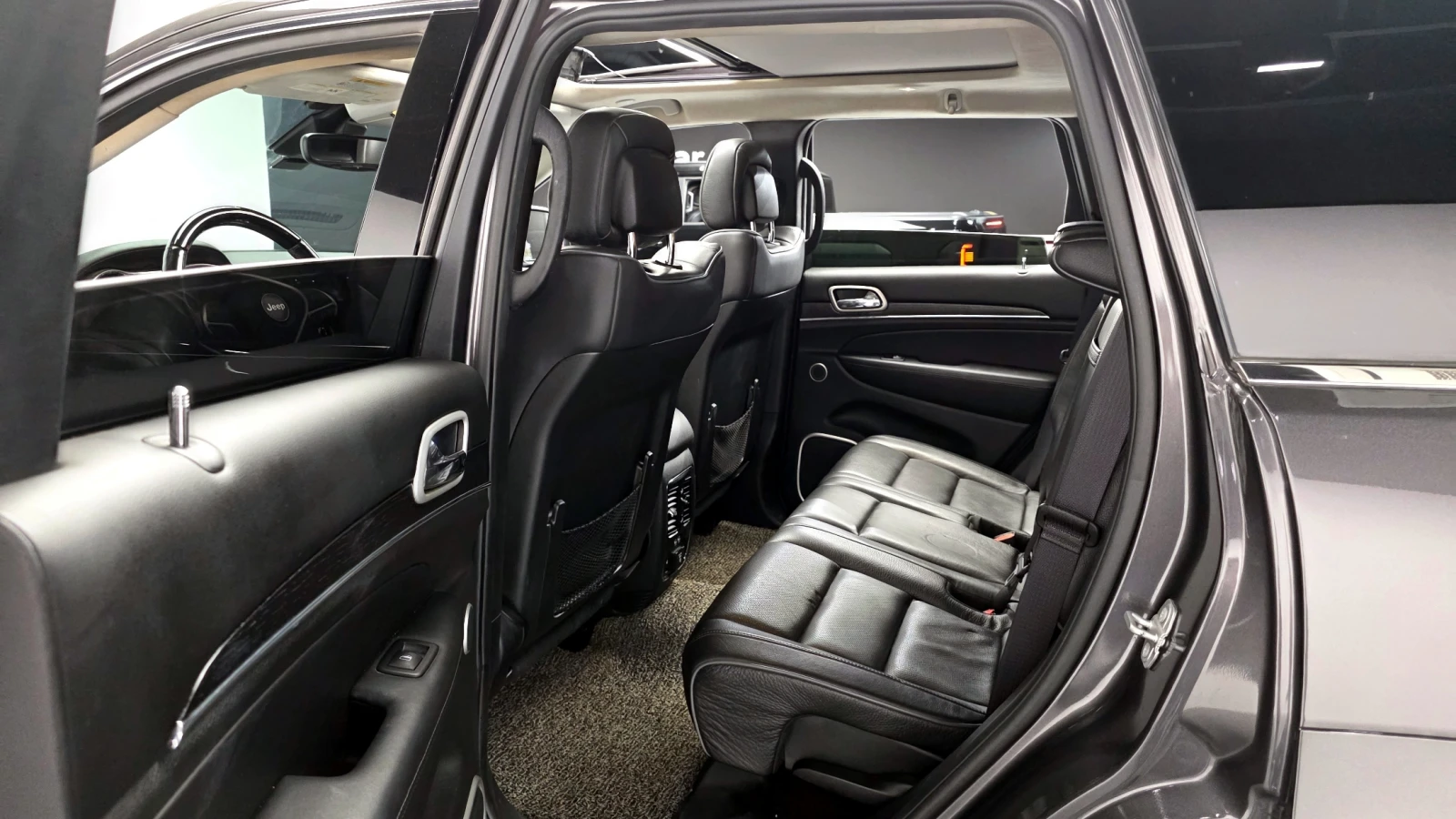 Jeep Grand cherokee 2019* SUMMIT* DISTRONIK* HARMAN* �����* ������ ��� | Mobile.bg � ����������� 17