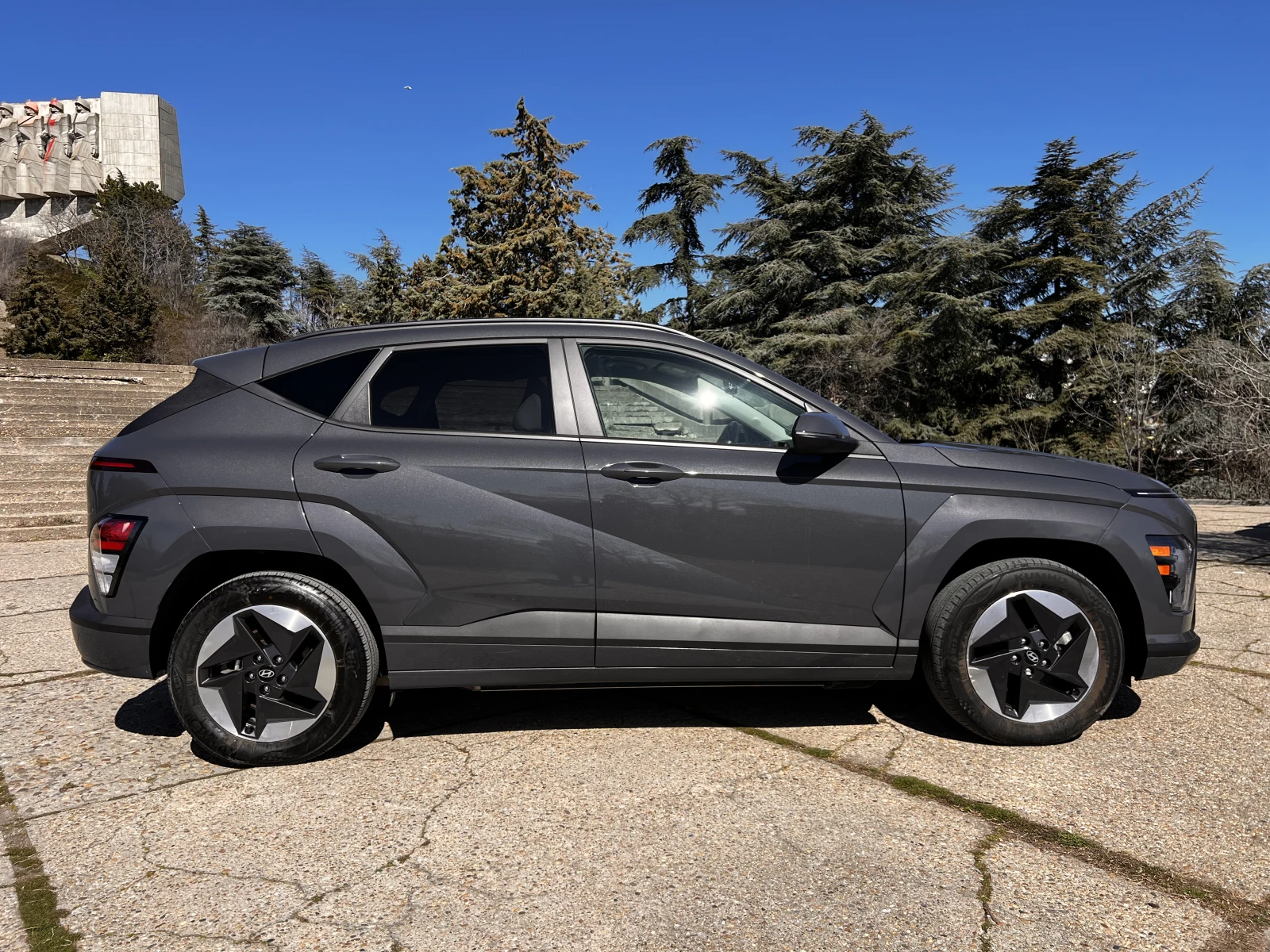 Hyundai Kona * FULL-SEL* 65.4KW* 1г Каско+ гражд* 100% SoH ГАРА, снимка 6 - Автомобили и джипове - 54838810