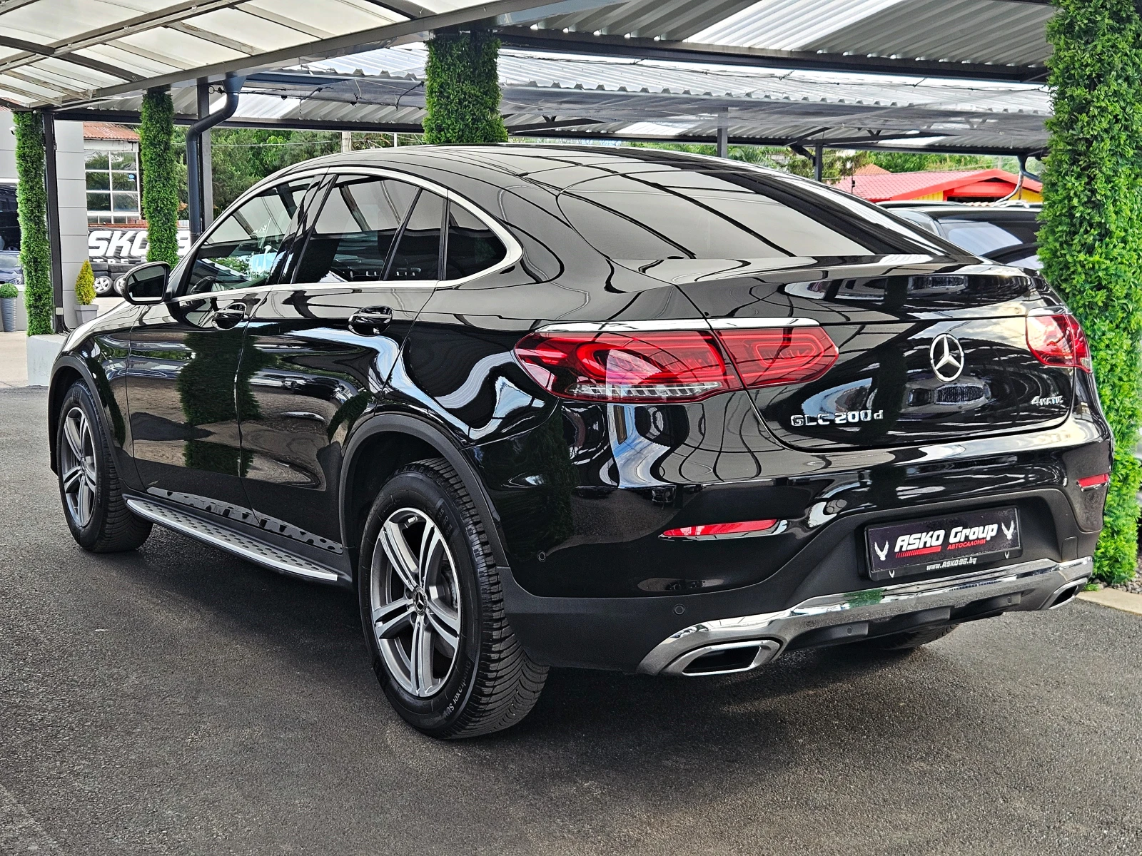 Mercedes-Benz GLC Coupe 200 AMG/GERMANY/VIRTUAL/CAMERA/SIGN AS/KEYLESS/LIZ, снимка 6 - Автомобили и джипове - 55307537