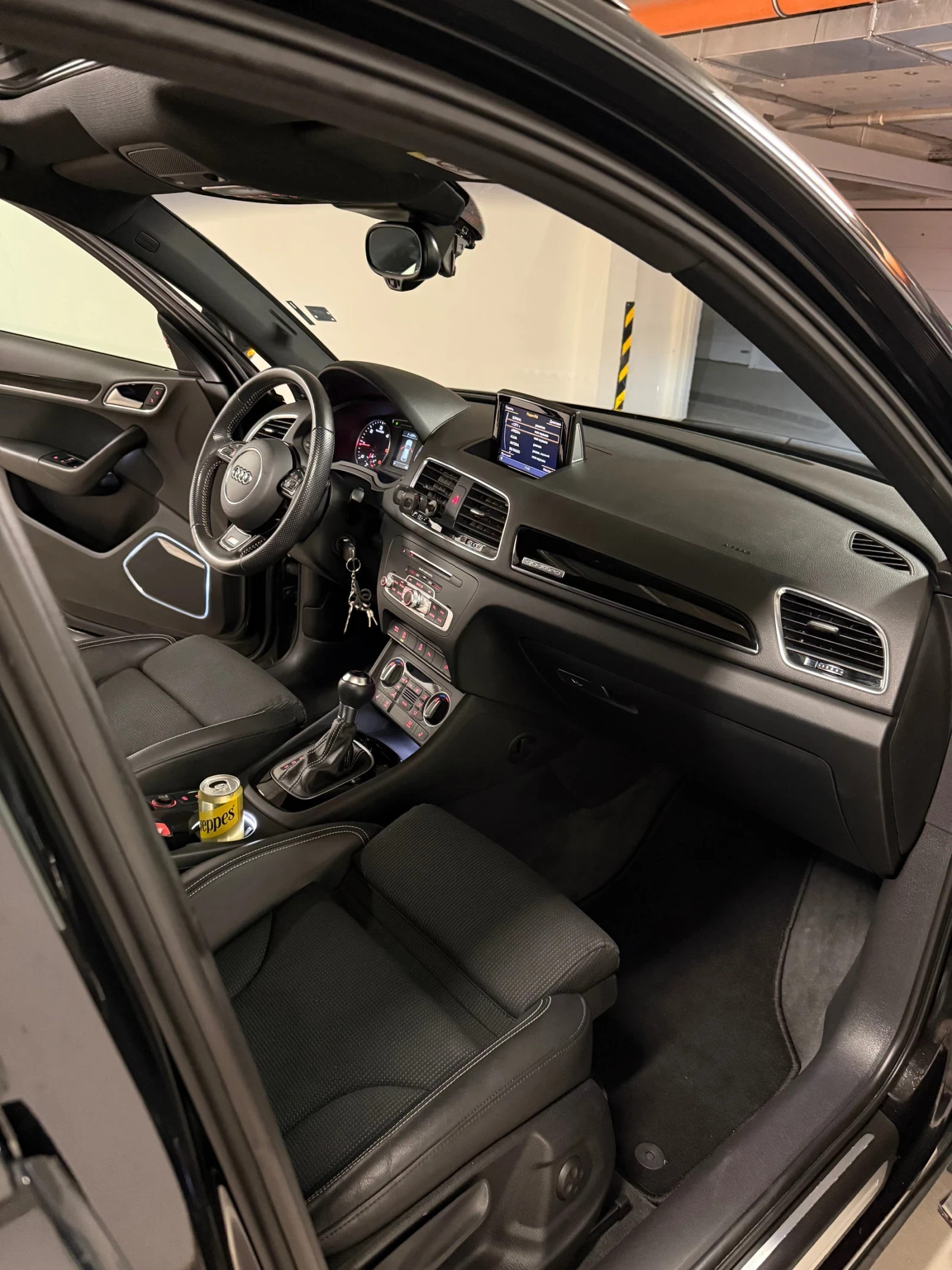 Audi Q3 Quattro 2.0 TDi S-Line, снимка 13 - Автомобили и джипове - 55612678
