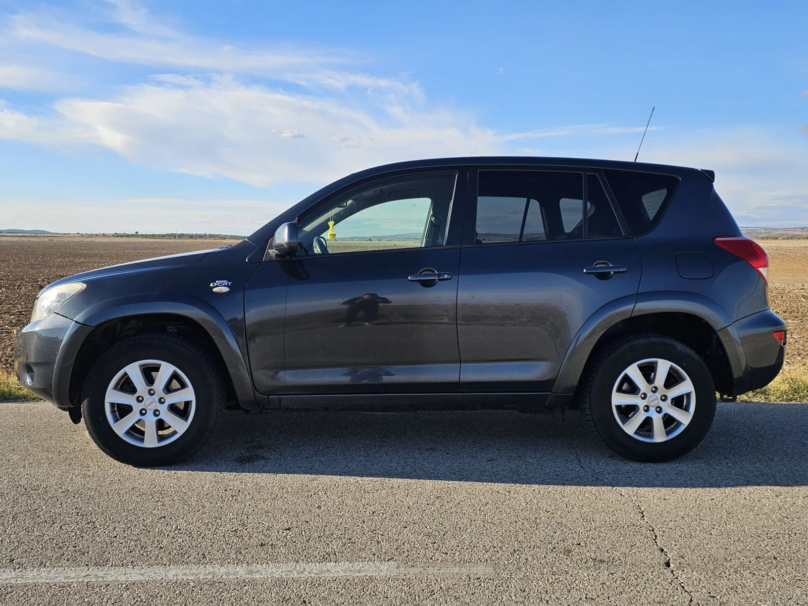 Toyota Rav4 Facelift 177�� Keyless Navi ������ | Mobile.bg � ����������� 4