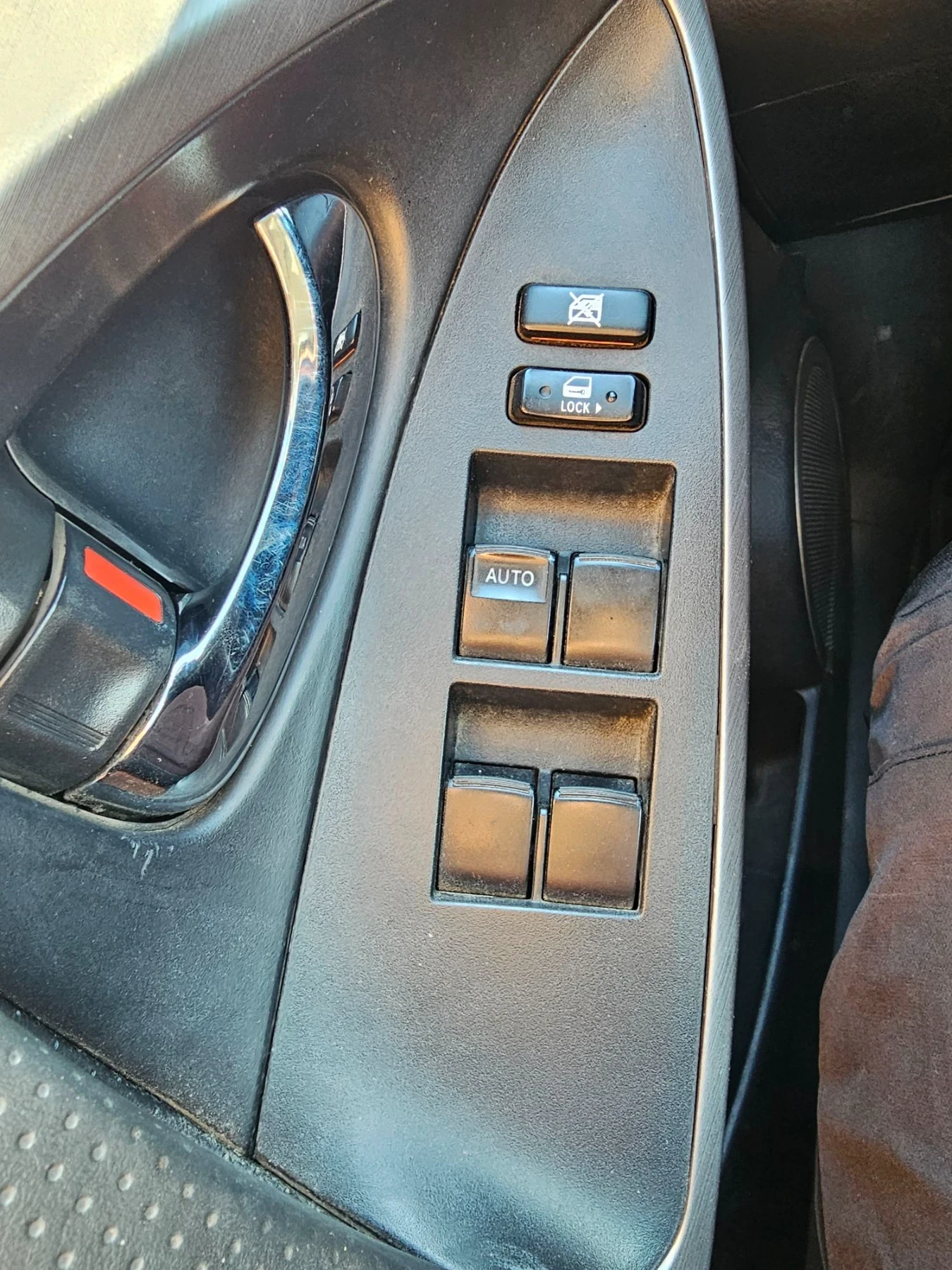 Toyota Rav4 Facelift 177�� Keyless Navi ������ | Mobile.bg � ����������� 12