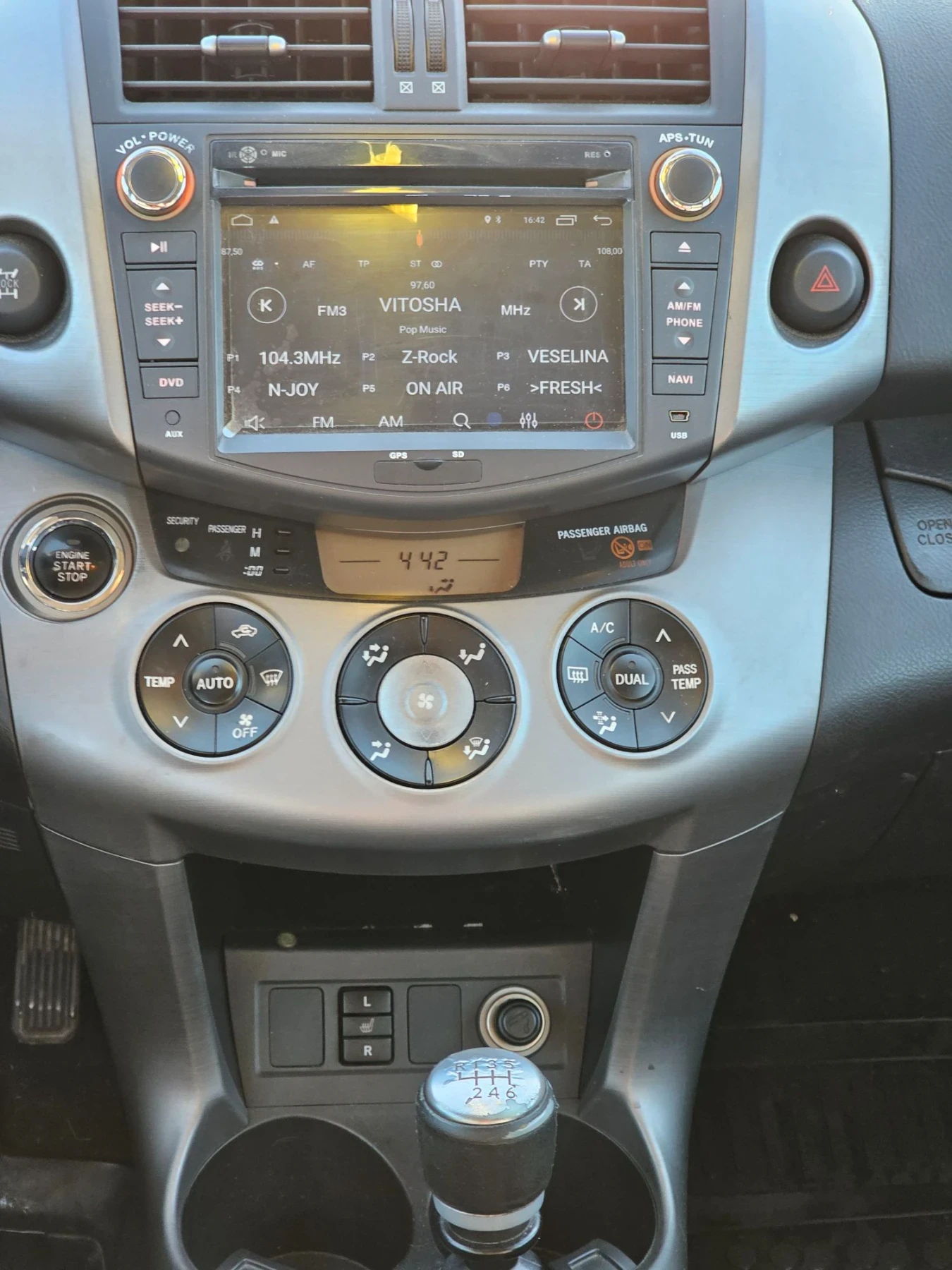Toyota Rav4 Facelift 177�� Keyless Navi ������ | Mobile.bg � ����������� 9