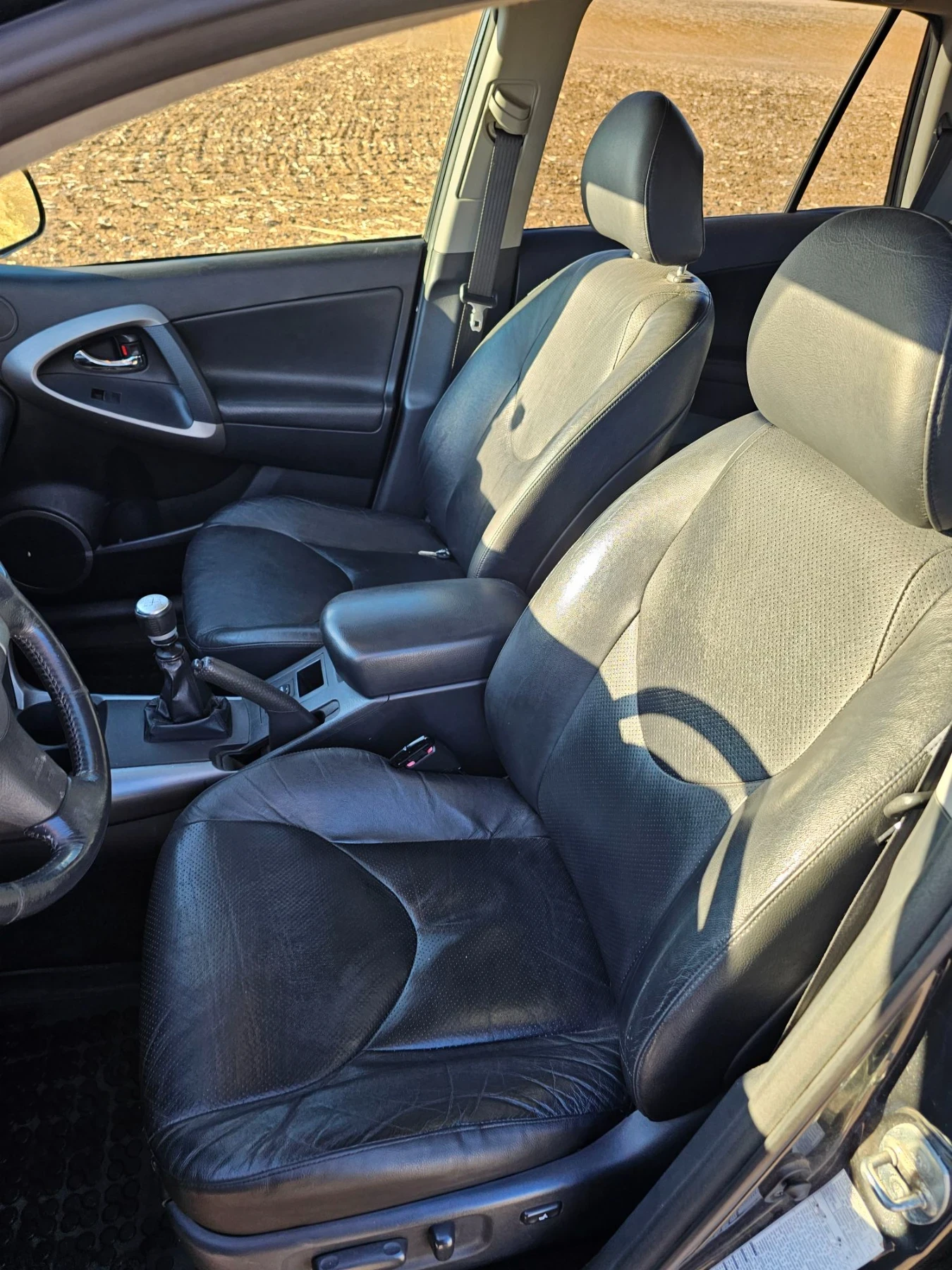 Toyota Rav4 Facelift 177�� Keyless Navi ������ | Mobile.bg � ����������� 14