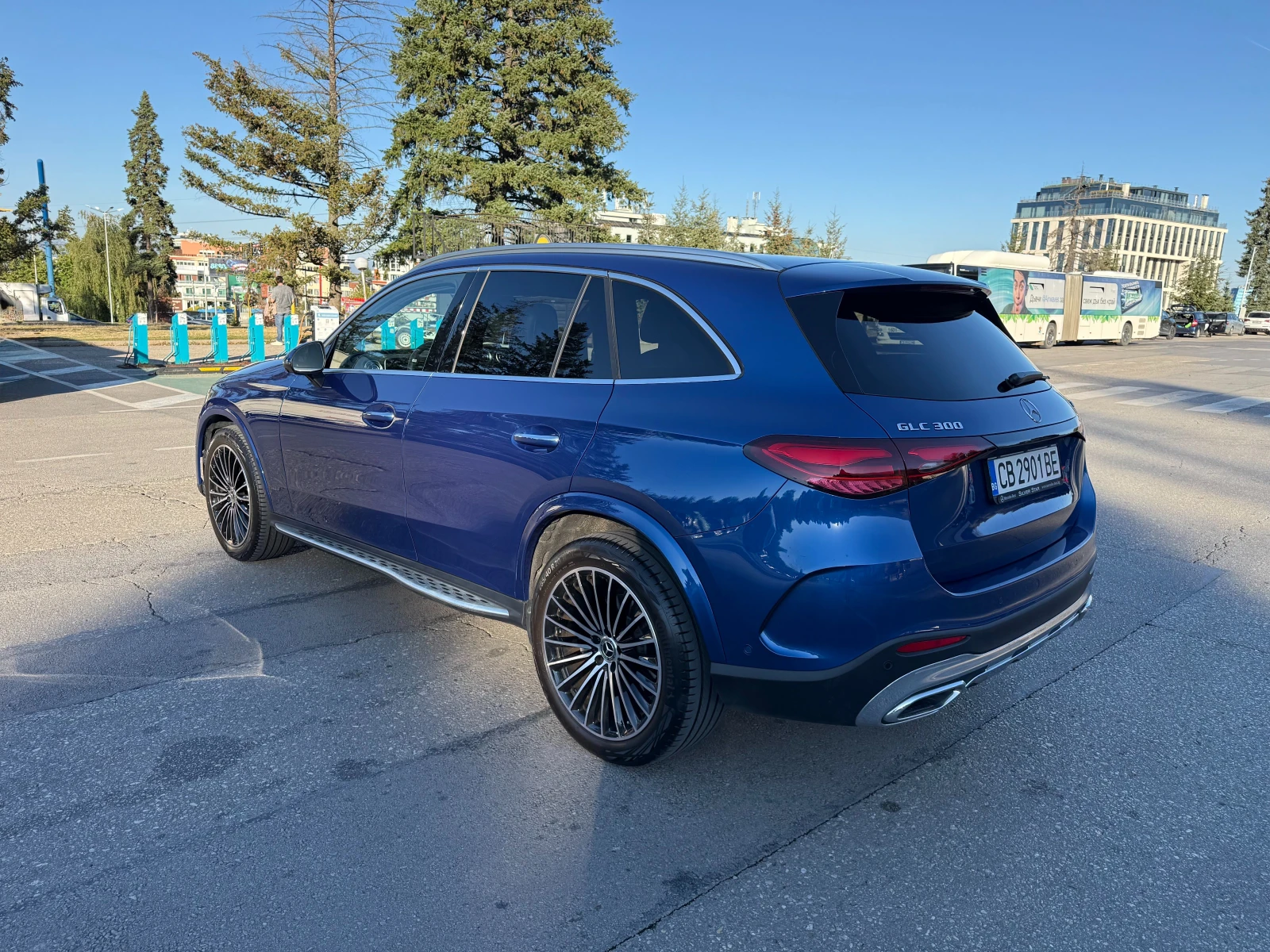 Mercedes-Benz GLC 300, снимка 4 - Автомобили и джипове - 56582518
