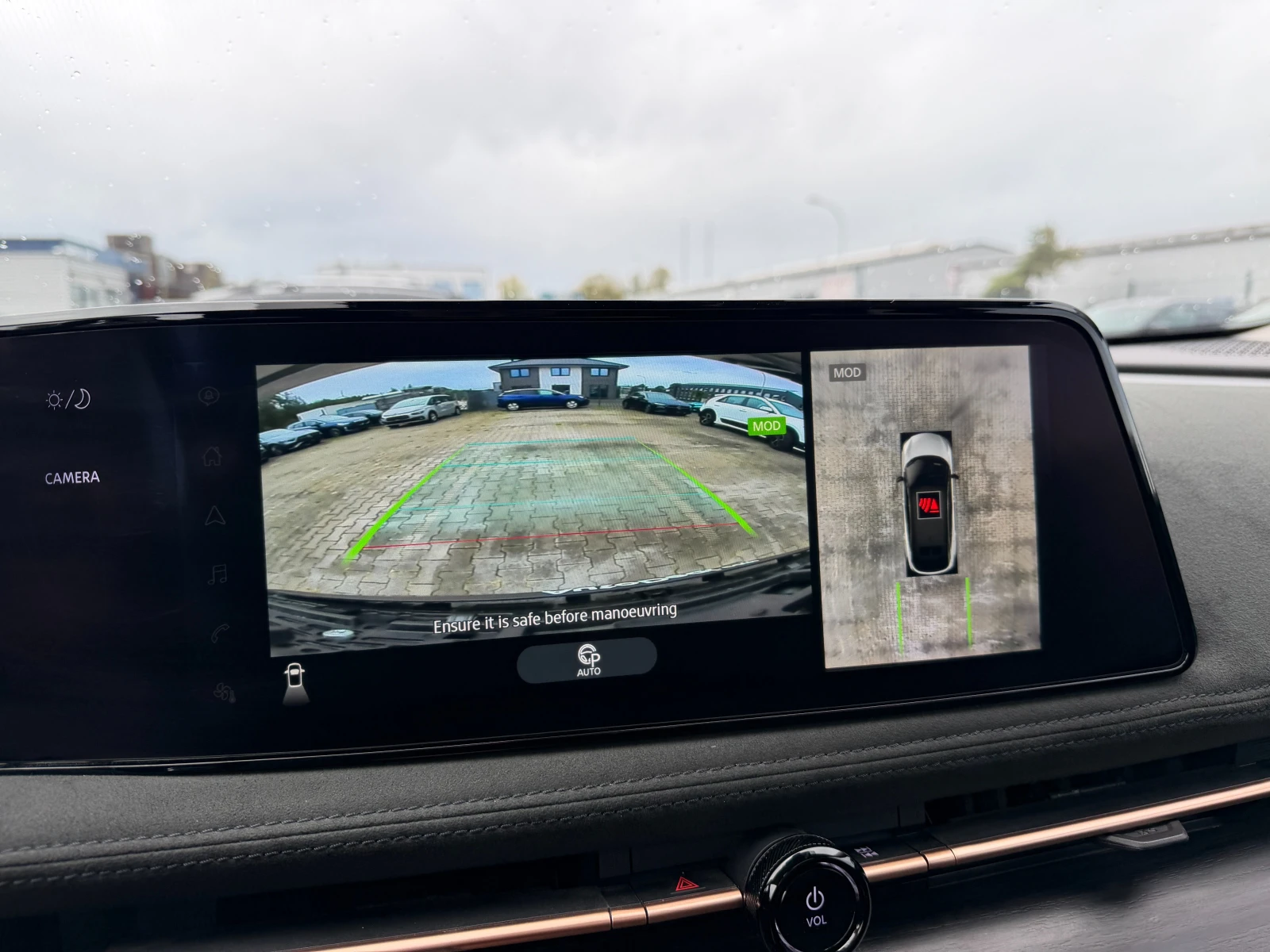 Nissan Ariya Leather LED Navi Camera HeadUp, снимка 15 - Автомобили и джипове - 56717666