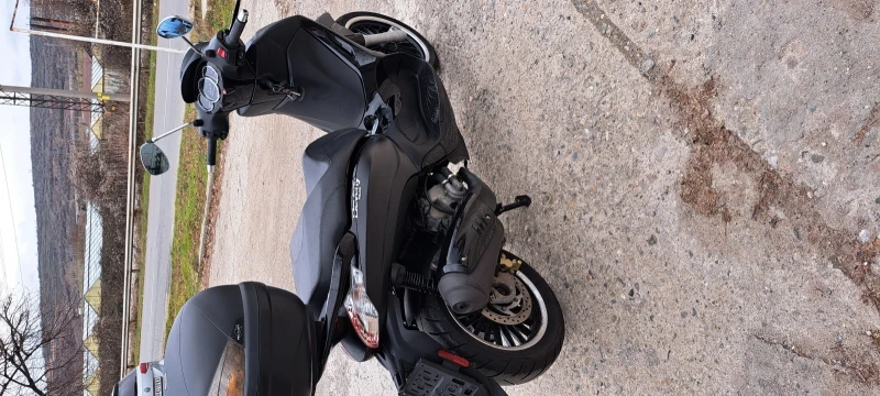 Piaggio Beverly 300 abs-asr  police, снимка 10 - Мотоциклети и мототехника - 52892757