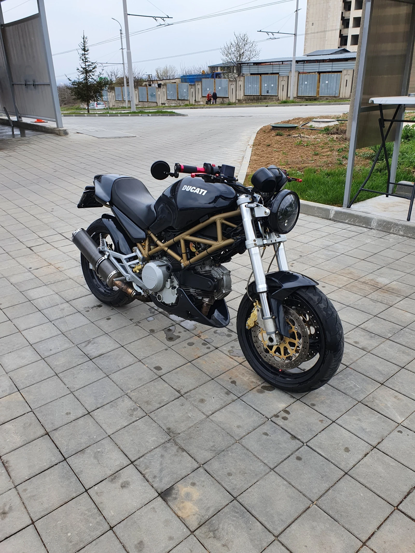 Ducati Monster 620i