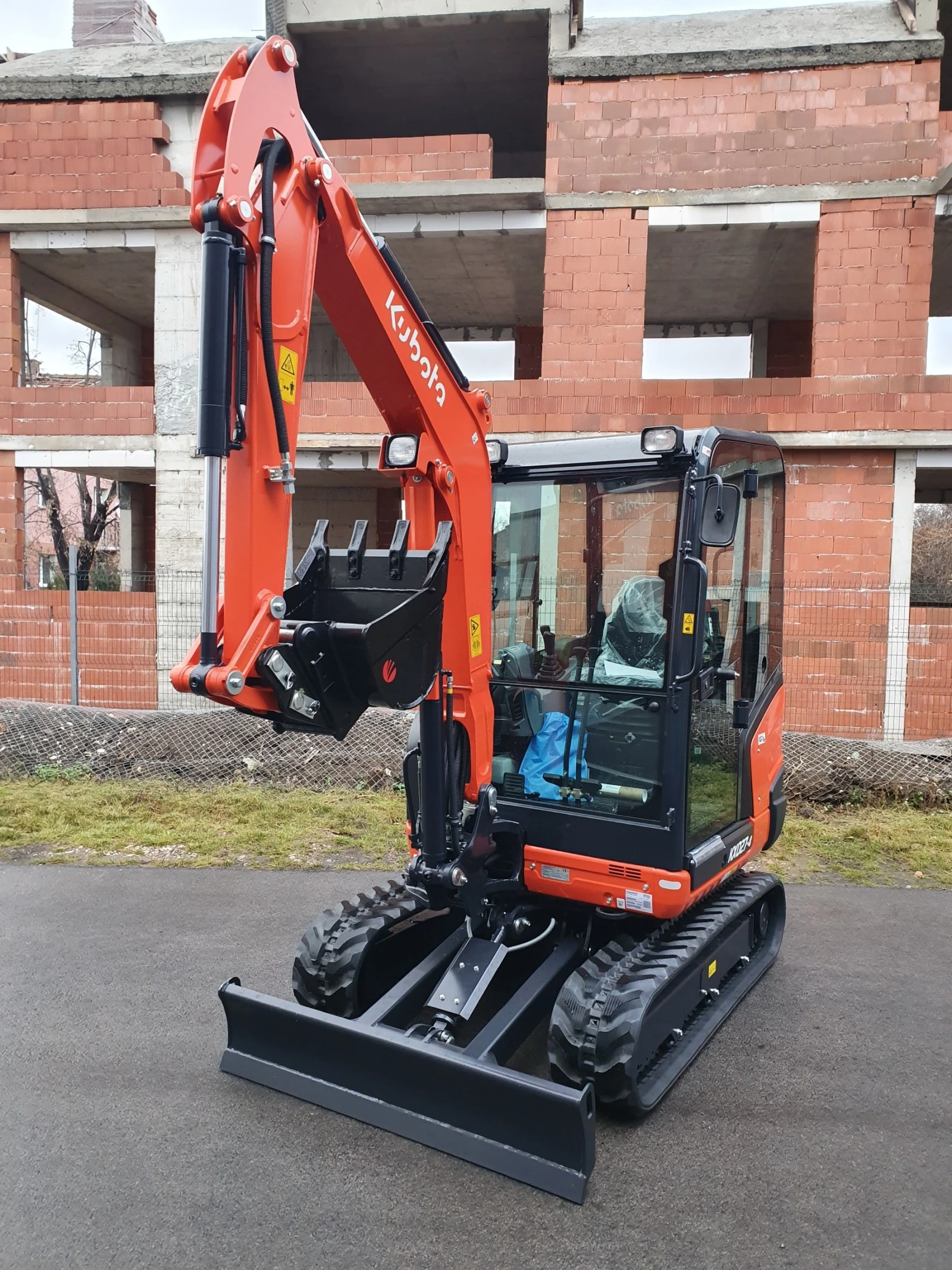 Багер Kubota KX027-4 - изображение 4