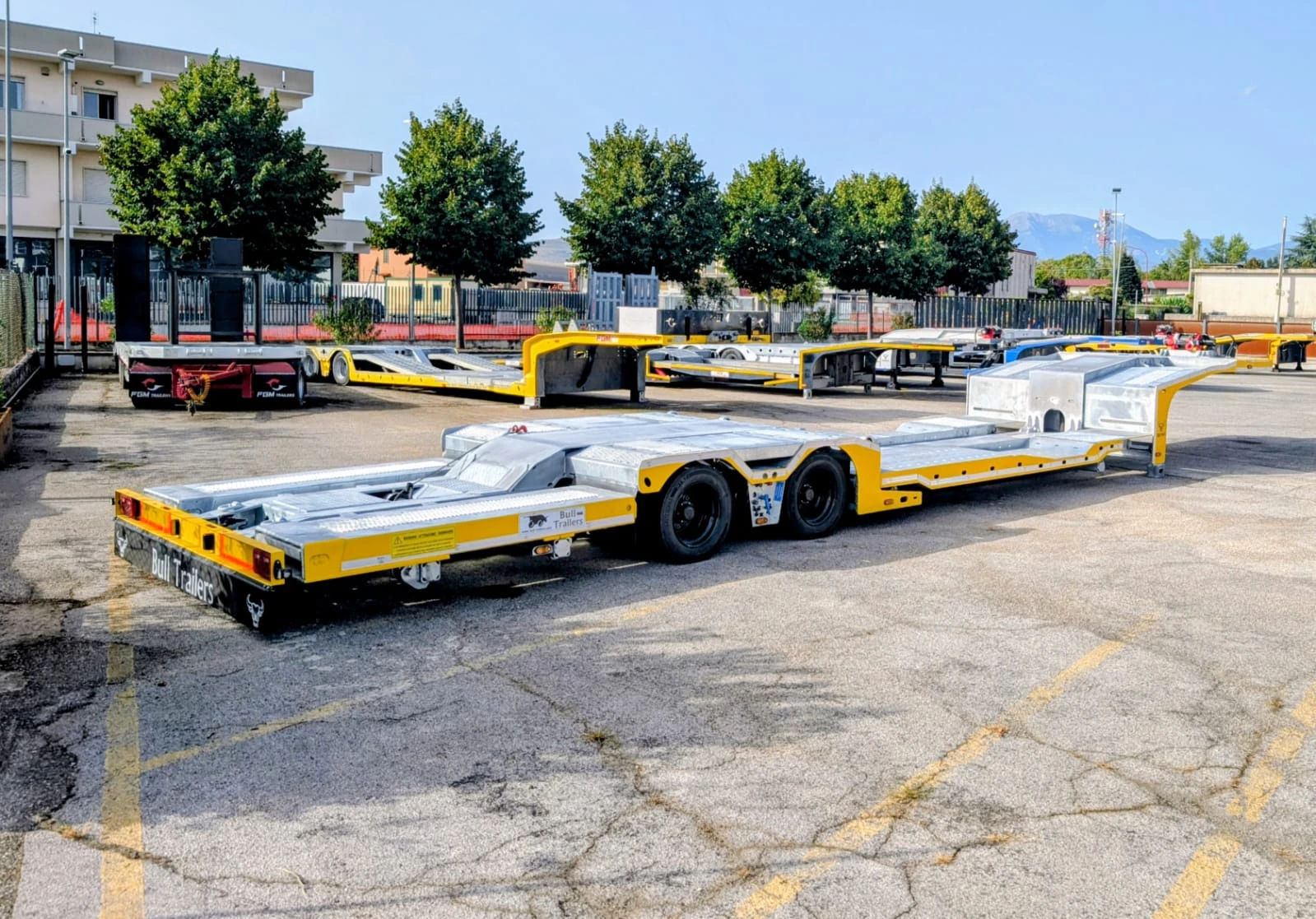 Полуремарке BULL TRAILERS TORO SPRINT