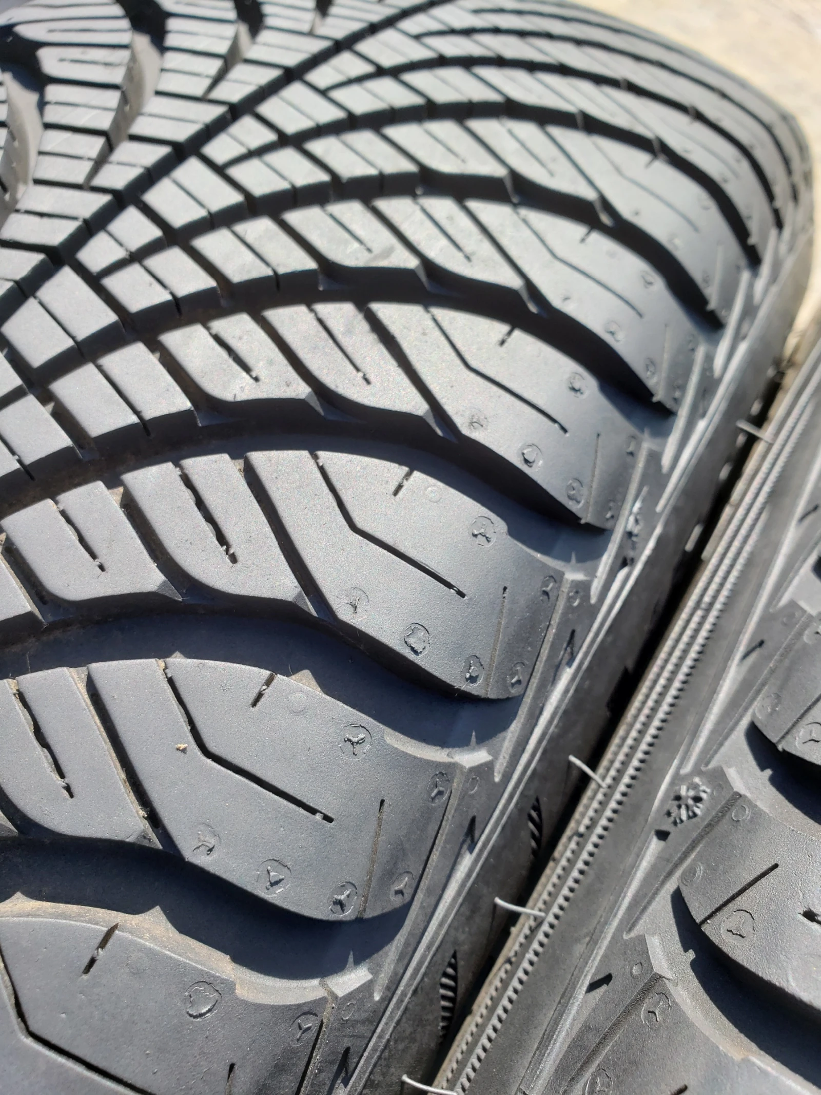 Гуми Всесезонни 175/65R17, снимка 5 - Гуми и джанти - 56197148