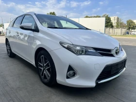 Toyota Auris 1.4 D4D, снимка 2