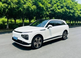 Xpeng G9 RWD 98kWh  Pro Edition, снимка 1