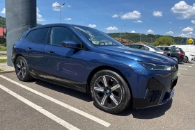 BMW iX xDrive40, снимка 1