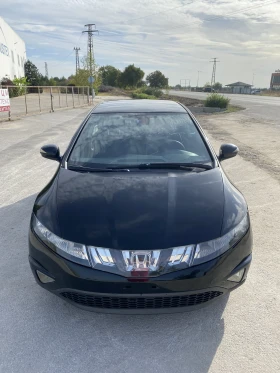 Honda Civic 1.8 Бензин + газ, снимка 2