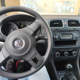 VW Golf 1.4 бенз 80 кс 2010 год. Става за Газ - 2850 € - 11838221 10