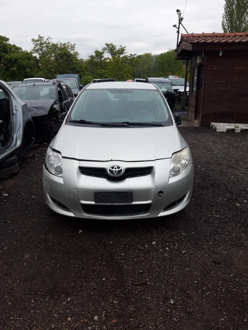 Toyota Auris 1.4D4D НА ЧАСТИ, снимка 1 - Автомобили и джипове - 40744435