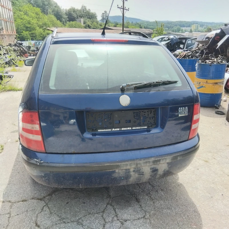 Skoda Fabia 1.4tdi, снимка 4 - Автомобили и джипове - 46140250