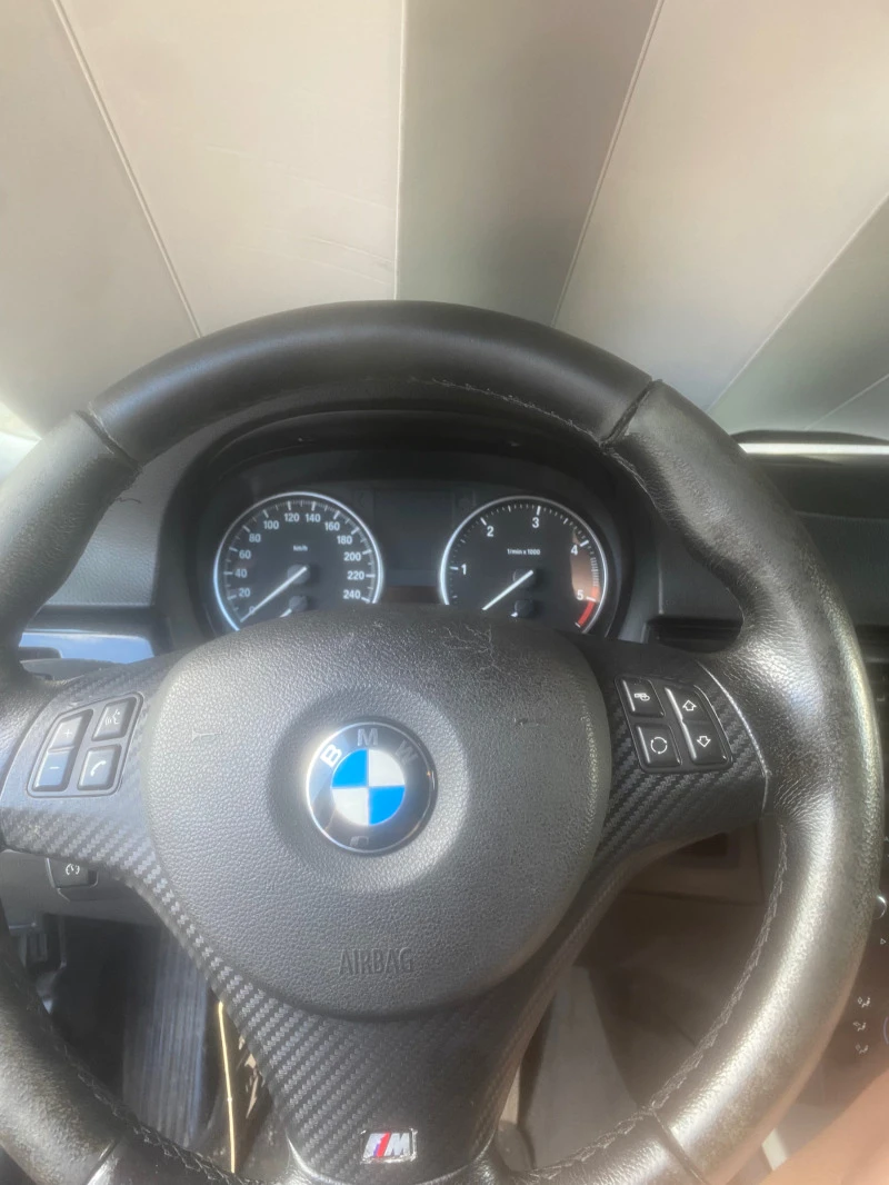 BMW 320, снимка 16 - Автомобили и джипове - 47166632