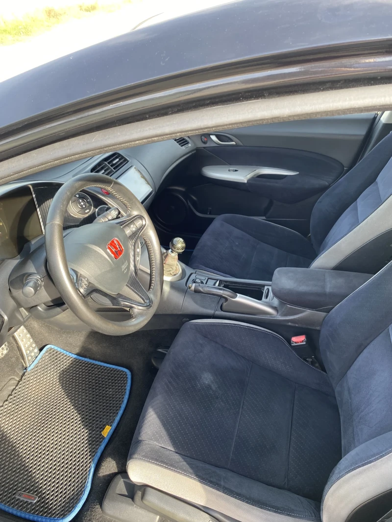 Honda Civic 1.8 Бензин + газ, снимка 9 - Автомобили и джипове - 47318195