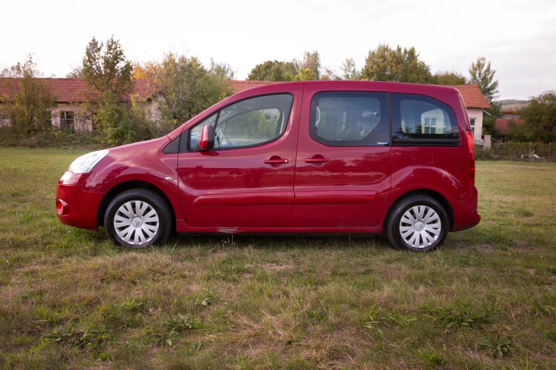 Citroen Berlingo 1.6 16V MULTISPACE, снимка 2 - Автомобили и джипове - 47468435