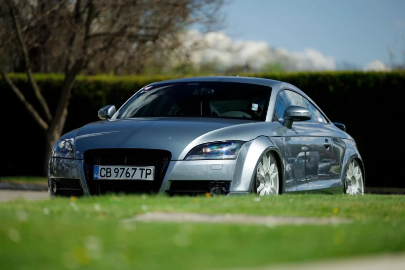 Audi Tt 2.0TFSI, снимка 4 - Автомобили и джипове - 49121973