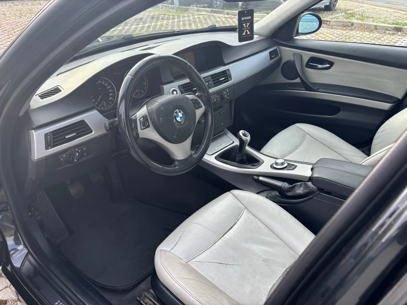 BMW 320 2.0d 163kc 6ck Панорама Кожа Navi подгрев , снимка 11 - Автомобили и джипове - 49467480