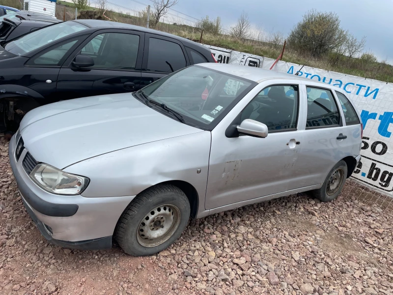 Seat Ibiza 1.4 мпи, снимка 3 - Автомобили и джипове - 49850363