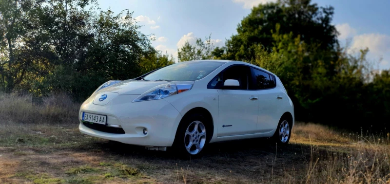 Nissan Leaf , снимка 6 - Автомобили и джипове - 52394413