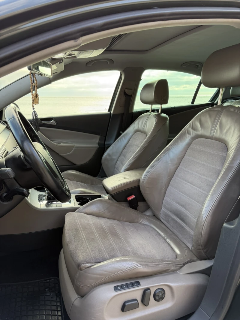 VW Passat 2.TDI Highline, снимка 10 - Автомобили и джипове - 52639537