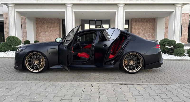BMW M5 Ultimate, Carbon Ceramic 1000+ , снимка 3 - Автомобили и джипове - 53035858