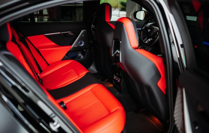 BMW M5 Ultimate, Carbon Ceramic 1000+ , снимка 14 - Автомобили и джипове - 53035858