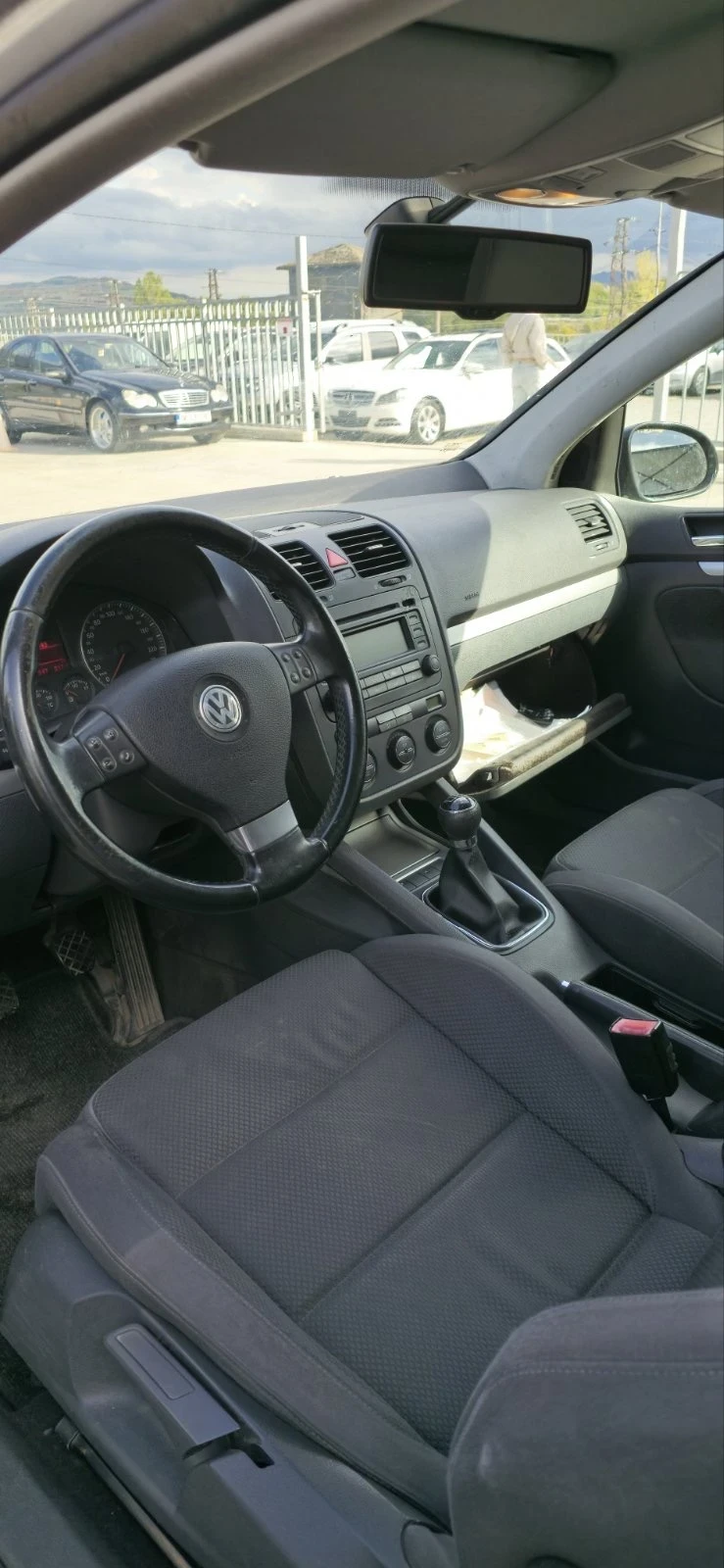 VW Golf 2.0 TDI, снимка 10 - Автомобили и джипове - 47257931