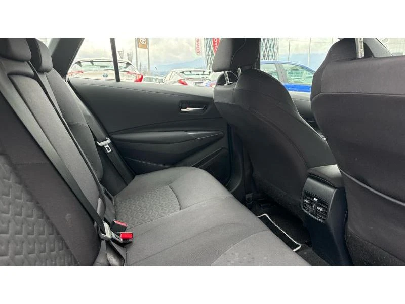 Toyota Corolla TS 1.8 HSD DYNAMIC - изображение 7