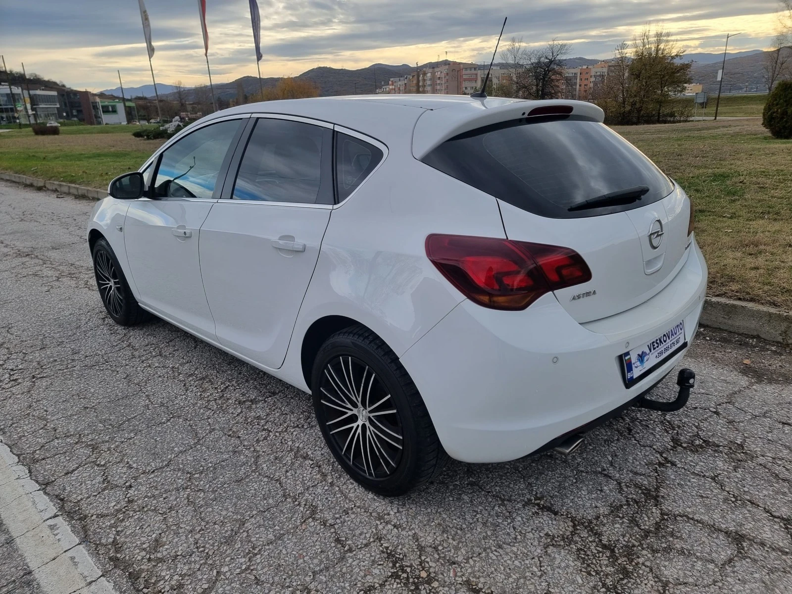 Opel Astra 1.4Turbo  - изображение 6