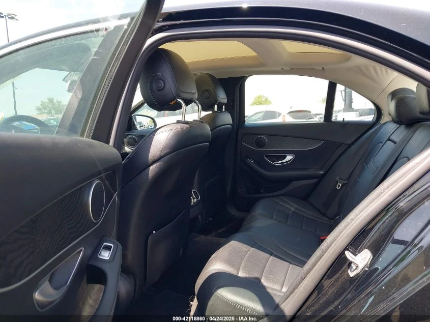 Mercedes-Benz C 300 LUXURY/SPORT/ЕЛ.СЕДАЛКИ/ПАНО - изображение 9