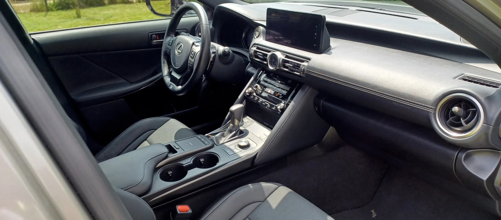 Lexus IS 350 F-SPORT/8 SPEED DIRECT SHIFT/Mark Levinson - изображение 10