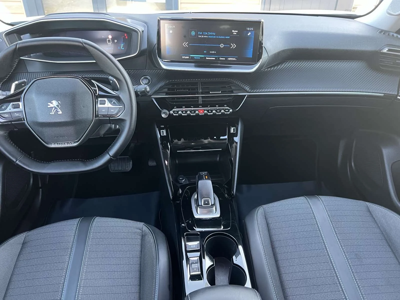 Peugeot 2008  1.5 BlueHDi 131ch S&S Allure Pack EAT8  - изображение 10