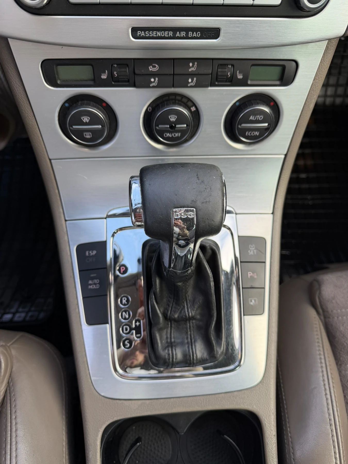 VW Passat 2.TDI Highline | Mobile.bg   12