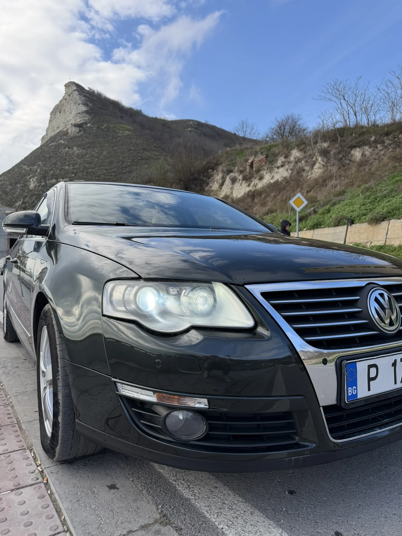 VW Passat 2.TDI Highline - изображение 5