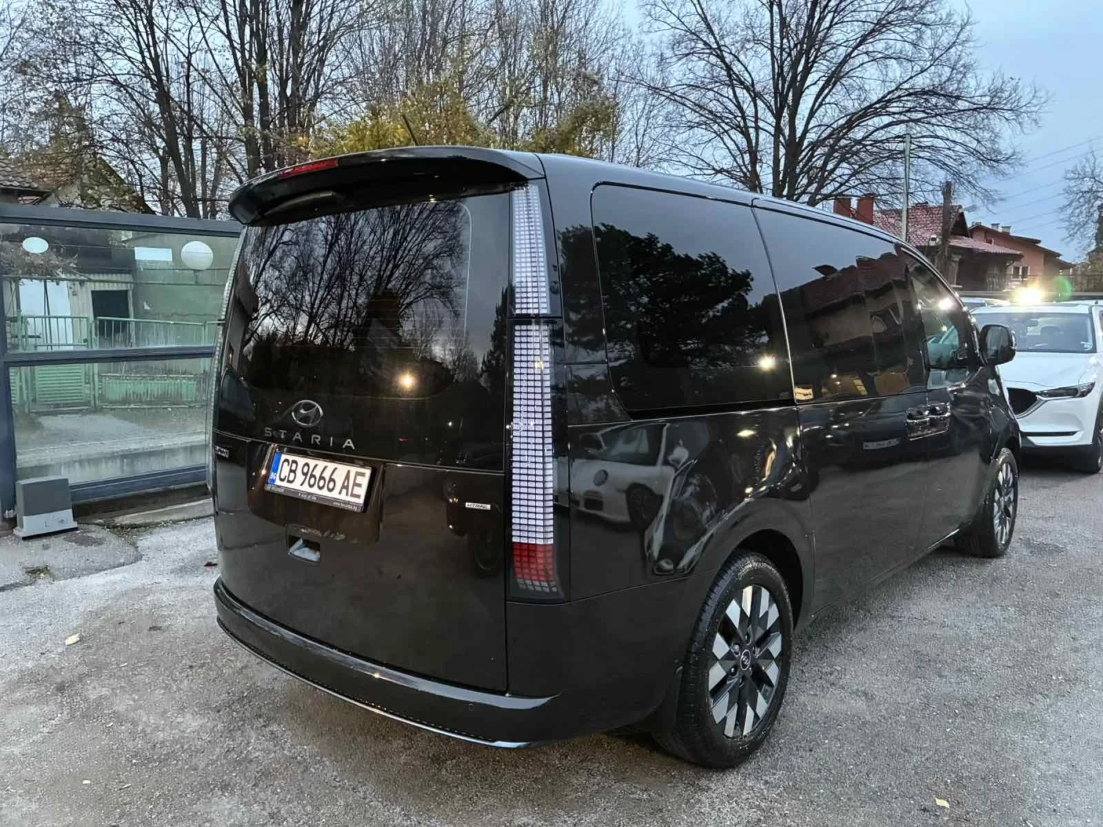 Hyundai Staria 2.2CRDi/ГАРАНЦИЯ/4X4/LUXURY+ /ГОТОВ ЛИЗИНГ - изображение 7