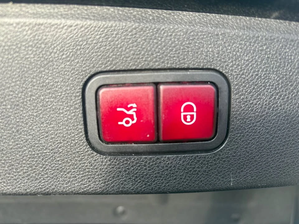 Mercedes-Benz E 400 CARFAX* АВТОФИНАНСИРАНЕ БЕЗ ПЪРВОНАЧАЛНА ВНОСКА - изображение 8