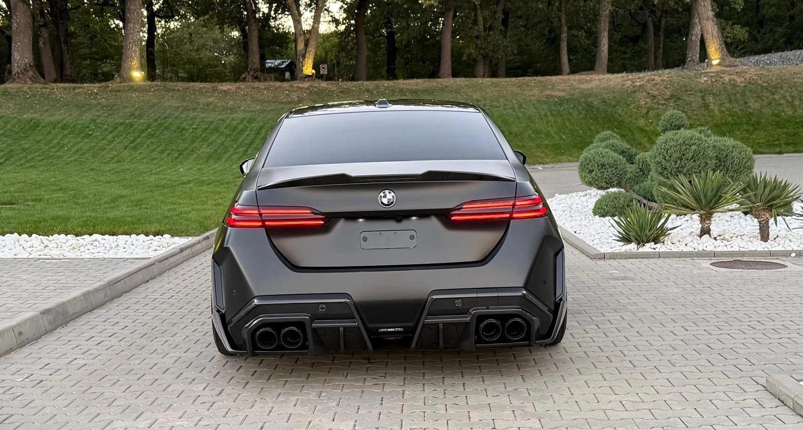 BMW M5 Ultimate, Carbon Ceramic 1000+  - изображение 5